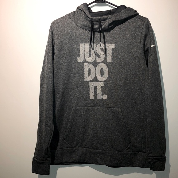 Nike Sweaters - Nike sweater